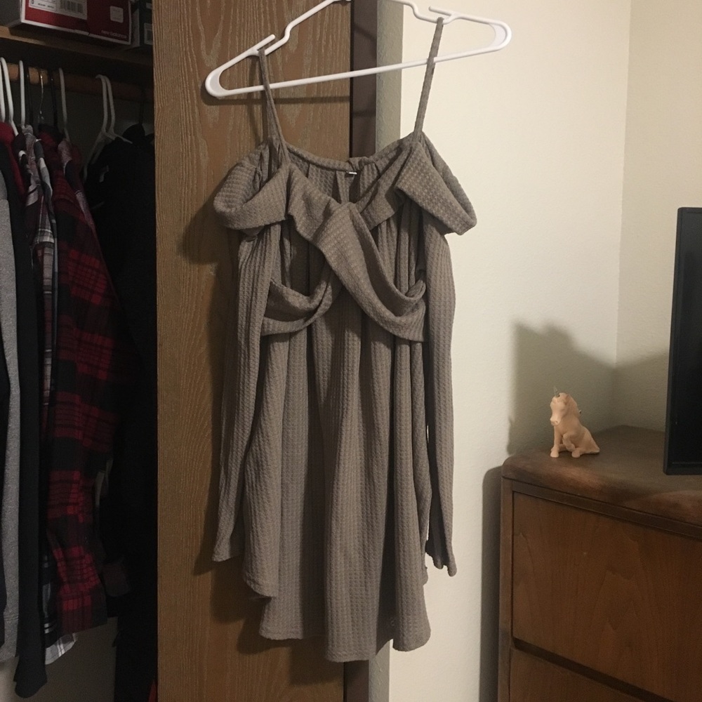Super soft Off the shoulder tunic.